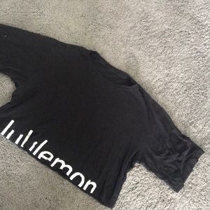 Lululemon cropped shirt